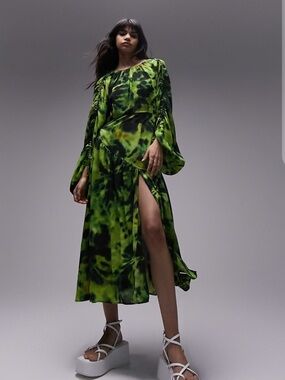 Topshop open back long sleeve dress